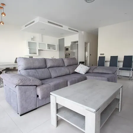 Willa Designer With Pool