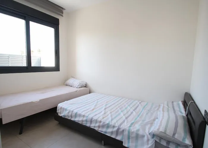 Villa Designer With Pool *